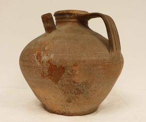 Cruche dite Bue à eau Terre cuite, Landieul, 19e siècle Collection musée de Guérande (inv. 31.9)